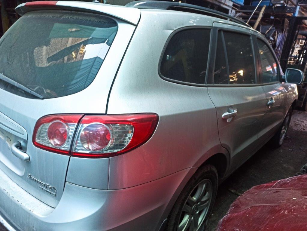  Hyundai SANTA FE 2012    EN DESARME